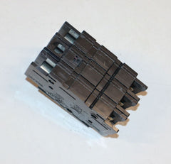 RHEEM RHEEM 425098 25A 3-Pole Circuit Breaker