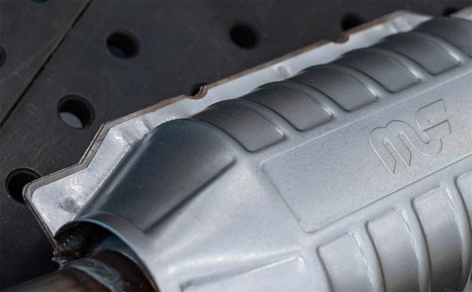 CENTRAL COMPONENTS Central Components 418035 Universal Catalytic Converter