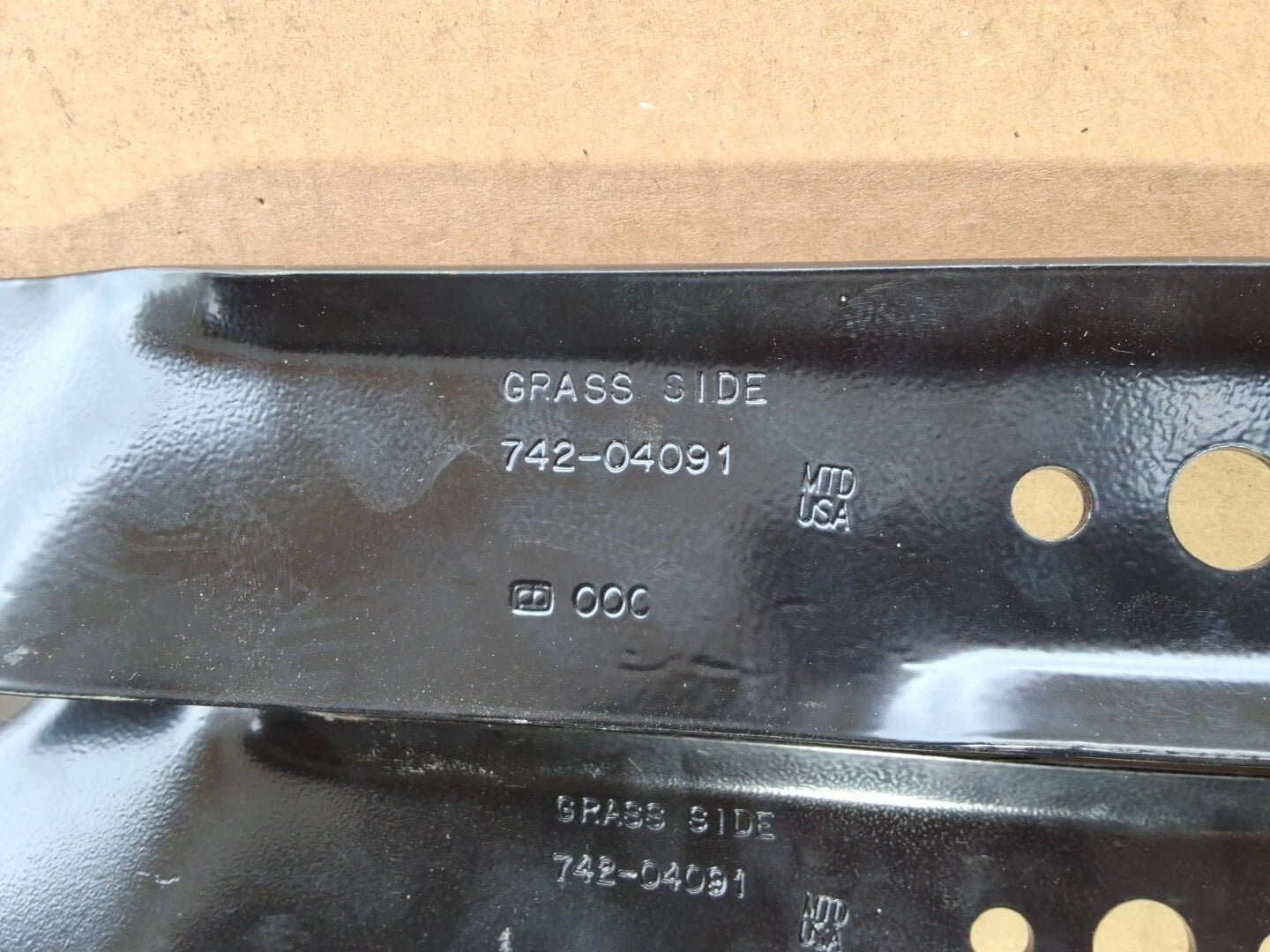 TROY-BILT TROY-BILT 742-04091-0637 Blade for 21-Inch Cutting Decks
