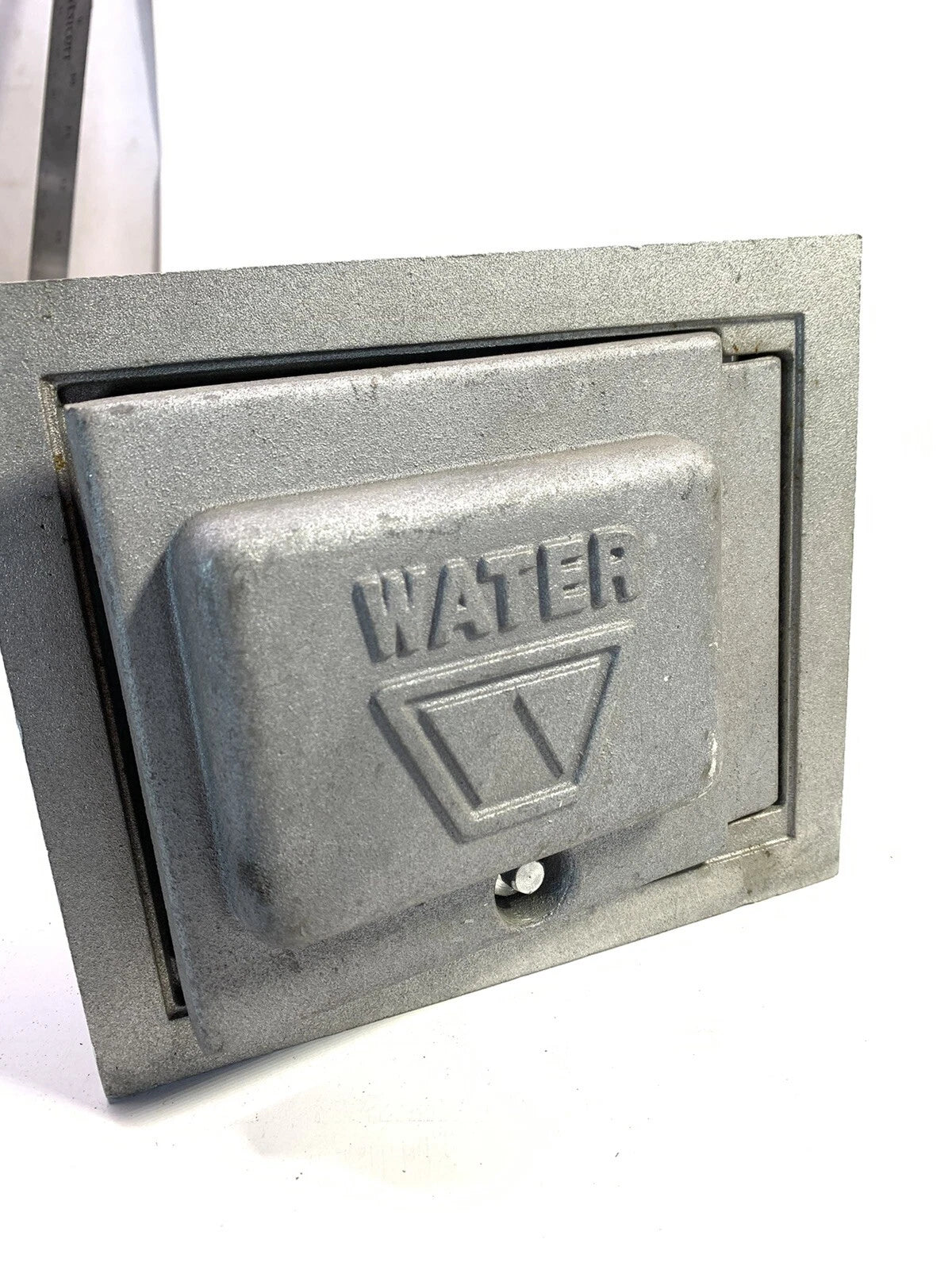 WOODFORD Woodford MB67-6 Freezeless Wall Hydrant with Modular Box