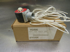 YORK YORK 025-16572-005 Solenoid Valve Coil 120V