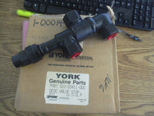 YORK YORK 022-03411-000 Valve Stop 3-Way 1/2 NPT