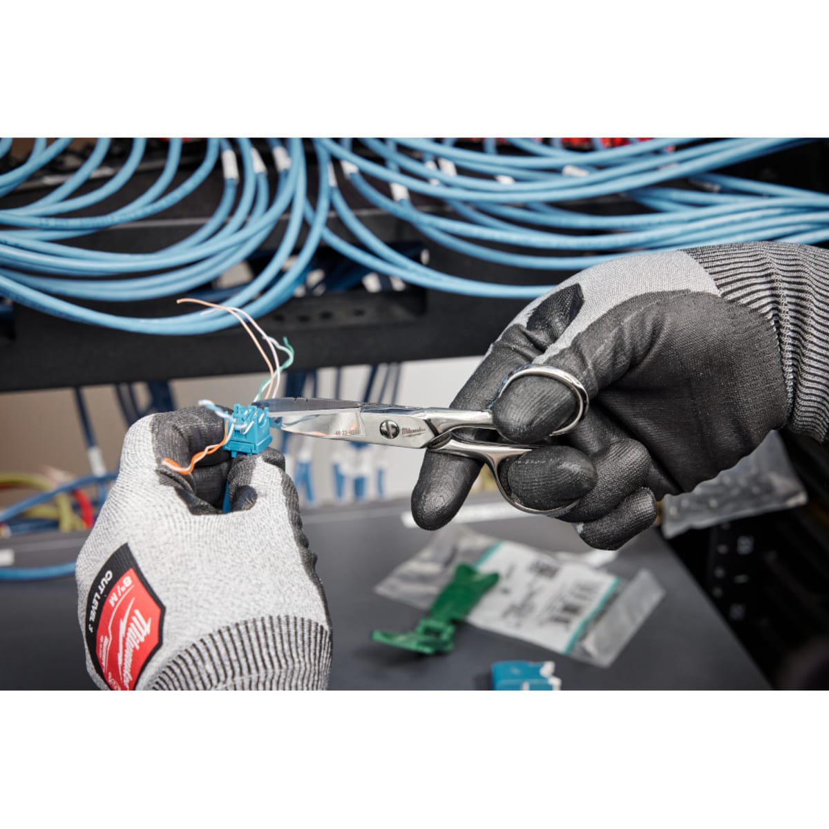 MILWAUKEE Milwaukee Tool 48-22-4048 Electrician Scissors