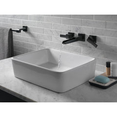 DELTA Delta 77518-BL Towel Bar 18 Matte Black