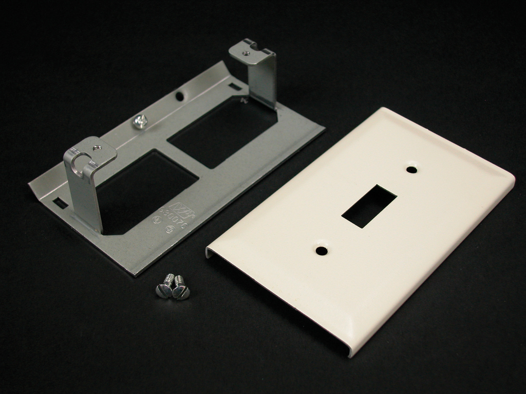 LEGRAND Wiremold G3040CE Switch Cover 4-1/2 Gray Steel 3000 Series