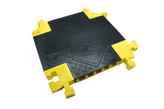 CHECKERS Checkers bb5x-125-t-b/y 5-channel Cable Protector