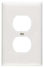 LEGRAND Pass Seymour SP8WUCC100 Urea Wall Plate 1 Gang 100 Pack