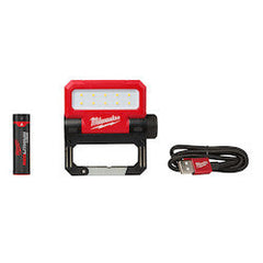 MILWAUKEE milwaukee 2114-21 usb rechargeable rover pivoting flood light
