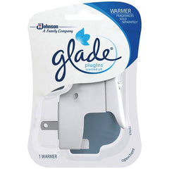 GLADE Glade 74409 Plug-In Scented Oil Warmer (1 oz)
