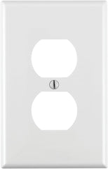 LEVITON Leviton PJ8-W 1-Gang, 1-Duplex, Midway Nylon Wallplate, Midway Size, 1 Pack