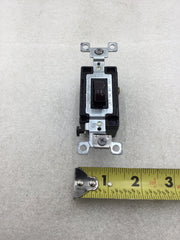 HUBBELL Bryant CSB120B Switch Single Pole 20A 120/277V