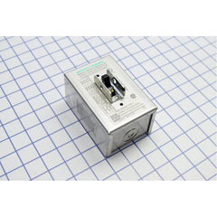 HUBBELL Bryant 30102D Switches and Lighting Controls, Industrial Grade, Toggle Switches, Motor Disconnects, Double Pole, 30A 600V AC With NEMA 1 Enclosure