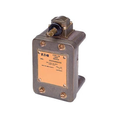 EATON Eaton 10316H1194 Hazardous Location Limit Switch Side Push Vertical Roller