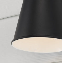 CAPITAL LIGHTING Capital Lighting 955111BK Yardley Small Wall Lantern 100W