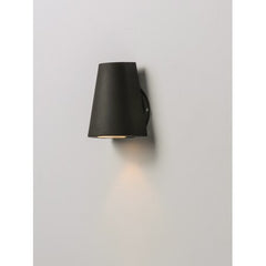 MAXIM Maxim 86199BK LED outdoor wall sconce 6W 5 inch wide