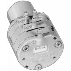 HONEYWELL Honeywell RP670A1001/U pneumatic switching relay 3 and 7 psi with 1-1/2 inch mounting clip
