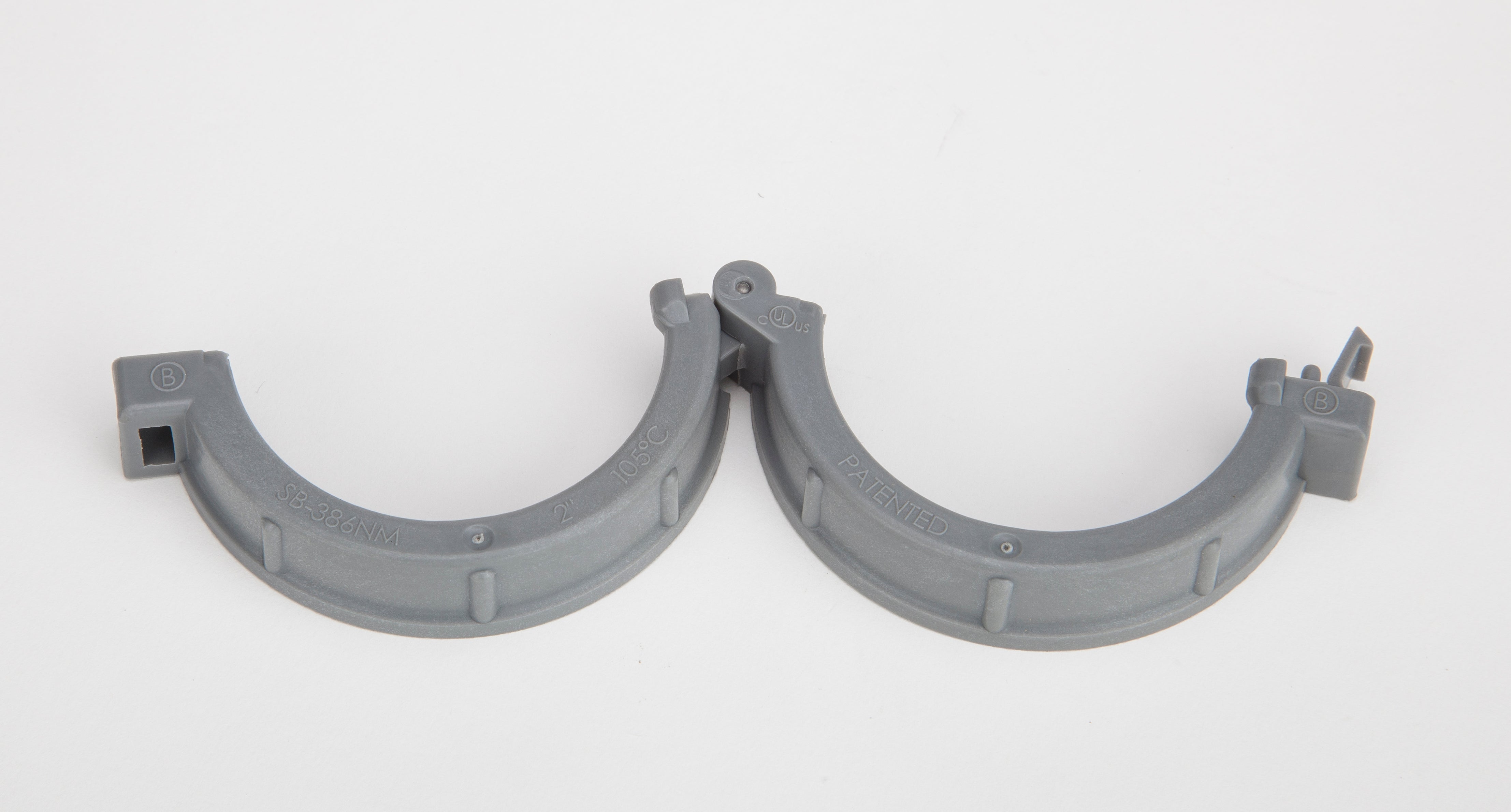 BRIDGEPORT FITTINGS Bridgeport Fittings SB-386NM Split Conduit Bushing Plastic Insulating 2 in.