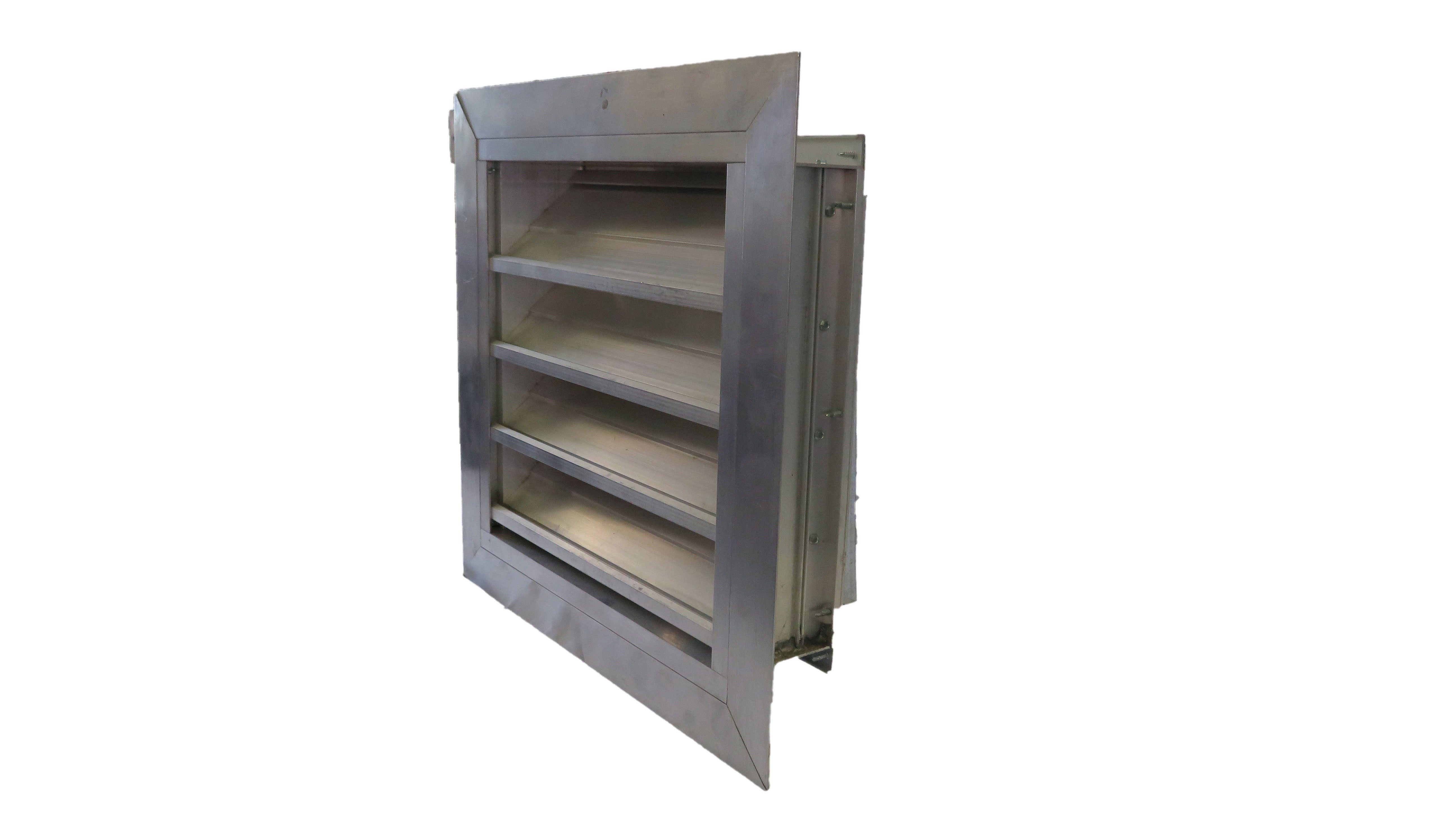 LLOYD INDUSTRIES Lloyd Industries 4DLF33 4 inches drainable 33° flanged louver