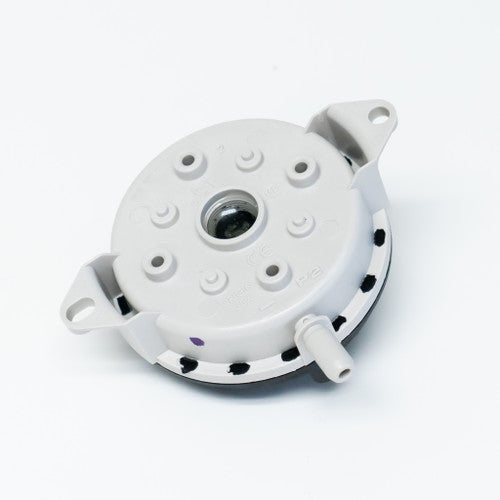 INTERNATIONAL COMFORT PRODUCTS Carrier 1172197 furnace exhaust air pressure switch 0.18 WC HK06WC061