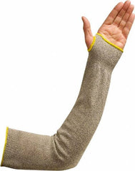 WELLS LAMONT Wells Lamont SKC-18H sleeve 18 in cut resistant thumb hole