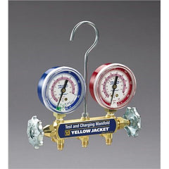 RITCHIE ENGINEERING Ritchie Engineering 41712 Yellow Jacket Flutterless Manifold 2-1/2 inch Gauge, Brass, 45 Degree