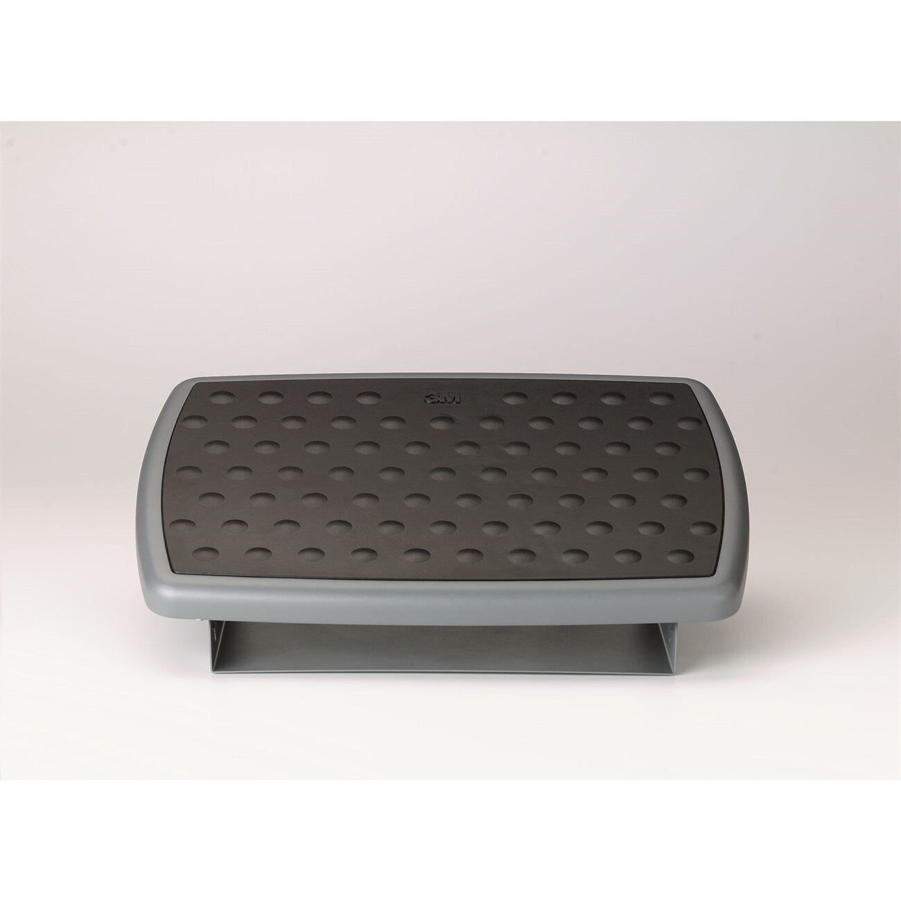 3M 3M 7100089337 Adjustable Footrest 13x18x4 in Charcoal Grey