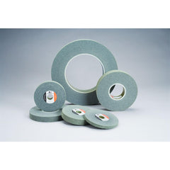 3M 3M 7000047110 Convolute Light Deburring Wheel 8 in
