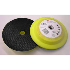 3M 3M 7000118602 Disc Pad Holder 7x1 in 5/8-11 T-hook Black