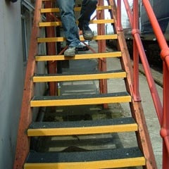 RUST-OLEUM Rust-oleum 271792 Anti-slip Step Cover Extra Coarse