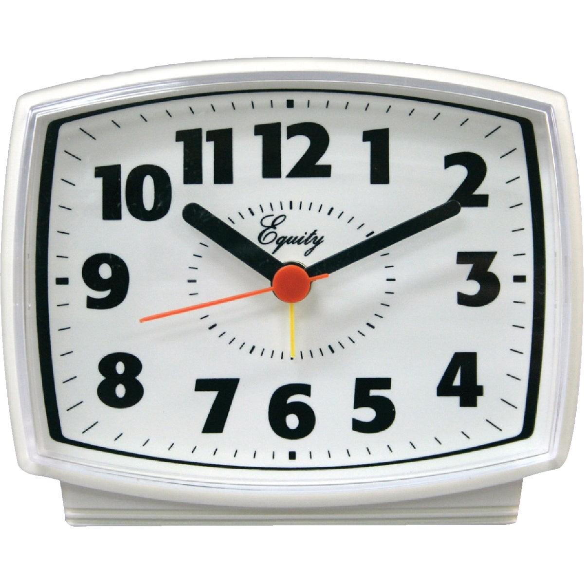 LA CROSSE TECHNOLOGY La Crosse Technology 33100 Electric Quartz Alarm Clock