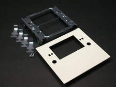 LEGRAND Legrand V4047C-1 Wiremold 4047 4-3/4 x 5-1/8 Ivory Steel Multiple Channel Raceway 1-Gang Device Plate