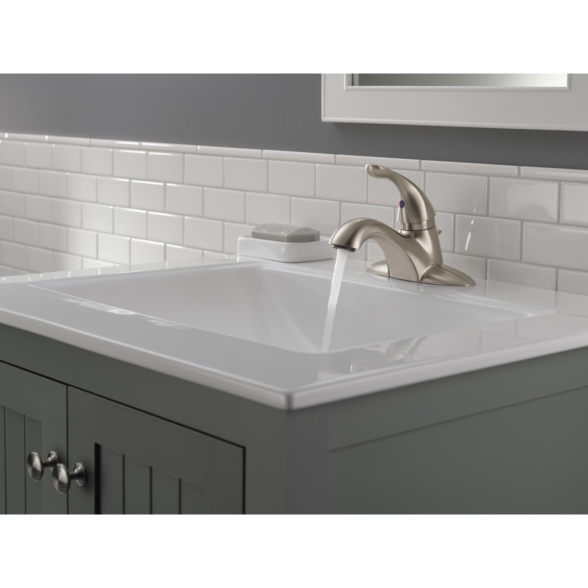 DELTA FAUCET Delta 520-SSPPU-DST Classic: Single Handle Centerset Bathroom Faucet in Stainless