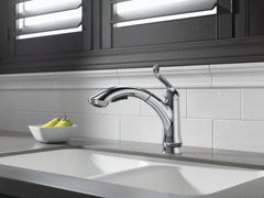 DELTA FAUCET Delta Faucet 4353-DST Linden Single Handle Pull-Out Kitchen Faucet Chrome 1.5 GPM