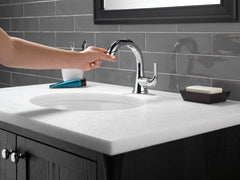 DELTA FAUCET Delta 533LF-PDMPU Kayra Single Handle Pull-Down Bathroom Faucet Chrome
