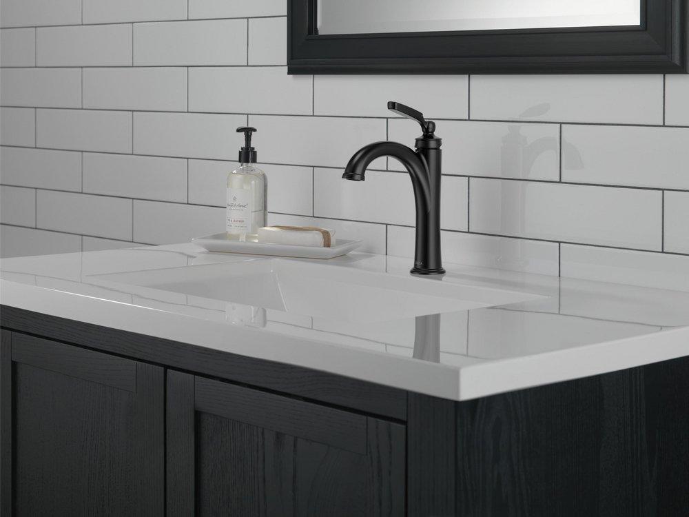 DELTA FAUCET Delta Faucet 532-BLMPU-DST Woodhurst Single Handle Bathroom Sink Faucet in Matte Black