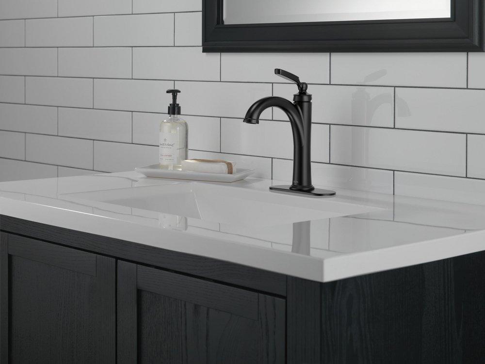 DELTA FAUCET Delta Faucet 532-BLMPU-DST Woodhurst Single Handle Bathroom Sink Faucet in Matte Black