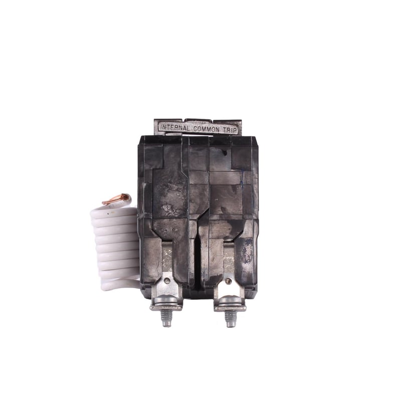 GENERAL ELECTRIC GE THQB2120GFT Q-Line, 2 Pole, 20 Amp, GFCI Bolt-On Circuit Breaker, 120/240 Volt