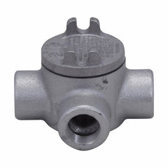 EATON Crouse-Hinds GUAX16 Conduit Outlet Box With Cover 1/2