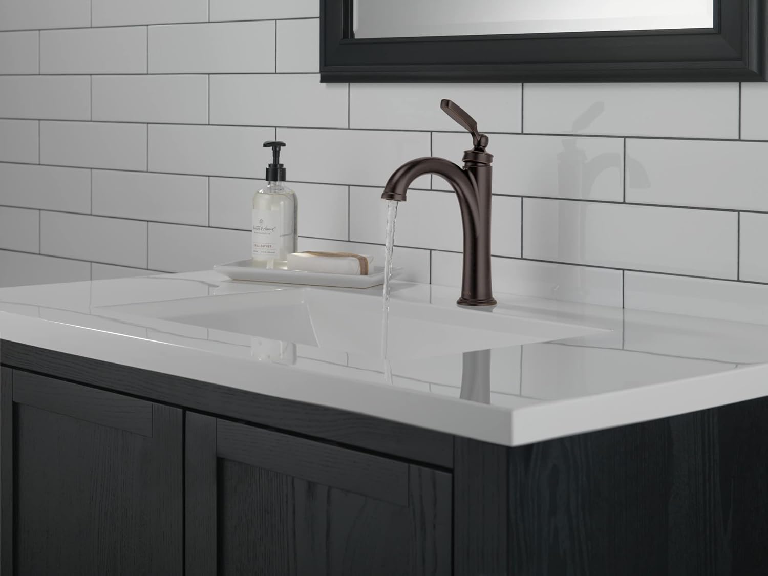 DELTA FAUCET Delta Faucet 532-RBMPU-DST Woodhurst Single Handle Bathroom Faucet in Venetian Bronze