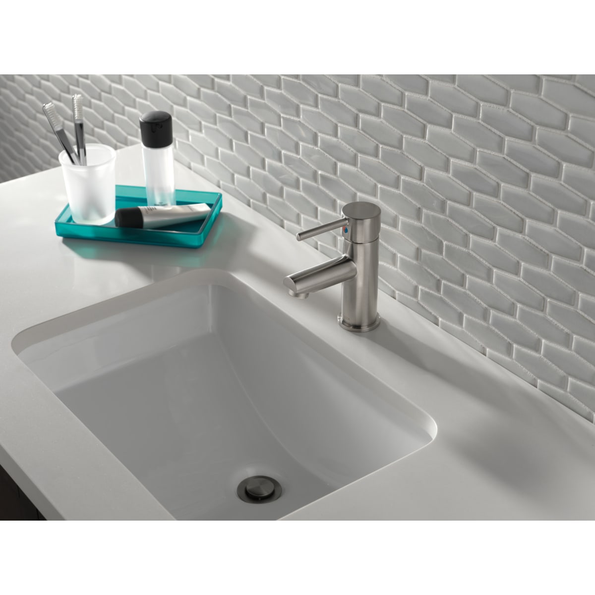 DELTA FAUCET Delta 559LF-SSPP Single Handle Project-Pack Bathroom Faucet in Stainless