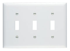 LEGRAND Legrand Pass & Seymour SP3-W Plate Plastic 3G 3Tog W/Out Line Wh