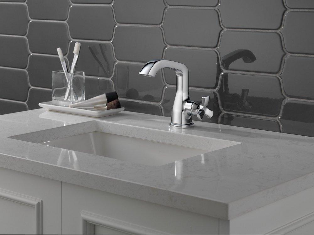 DELTA FAUCET Delta Faucet H551SS Stryke 1-1/4 in. Handle in Brilliance Stainless