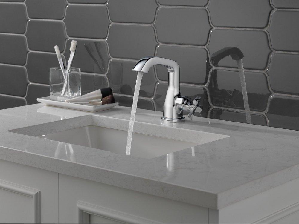 DELTA FAUCET Delta Faucet H551SS Stryke 1-1/4 in. Handle in Brilliance Stainless