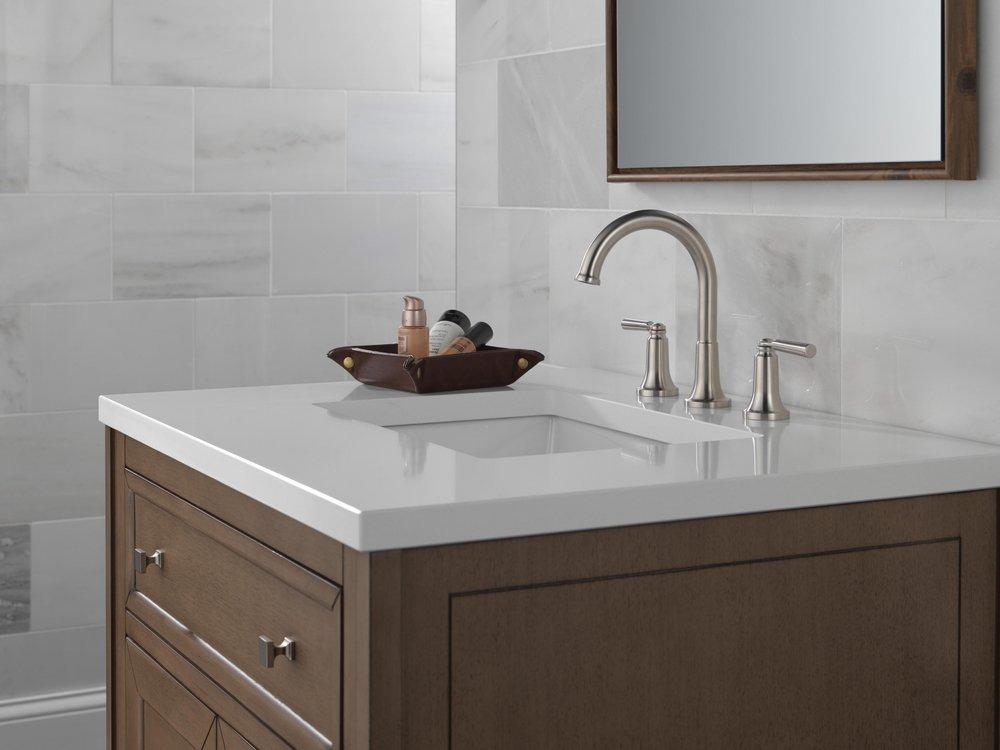 DELTA FAUCET Delta Faucet 3535-SSMPU-DST Saylor Two Handle Widespread Bathroom Sink Faucet in Brilliance Stainless