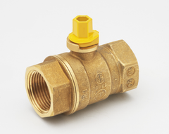 MUELLER INDUSTRIES Mueller Industries 113-526 Brass Gas Ball Valve 1-1/4 in Fip