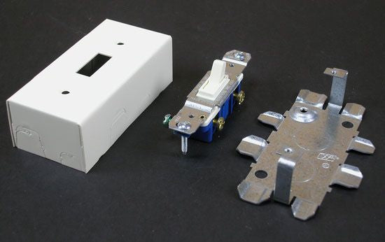 WIREMOLD Wiremold V57240 Single-pole Switch Outlet Ivory