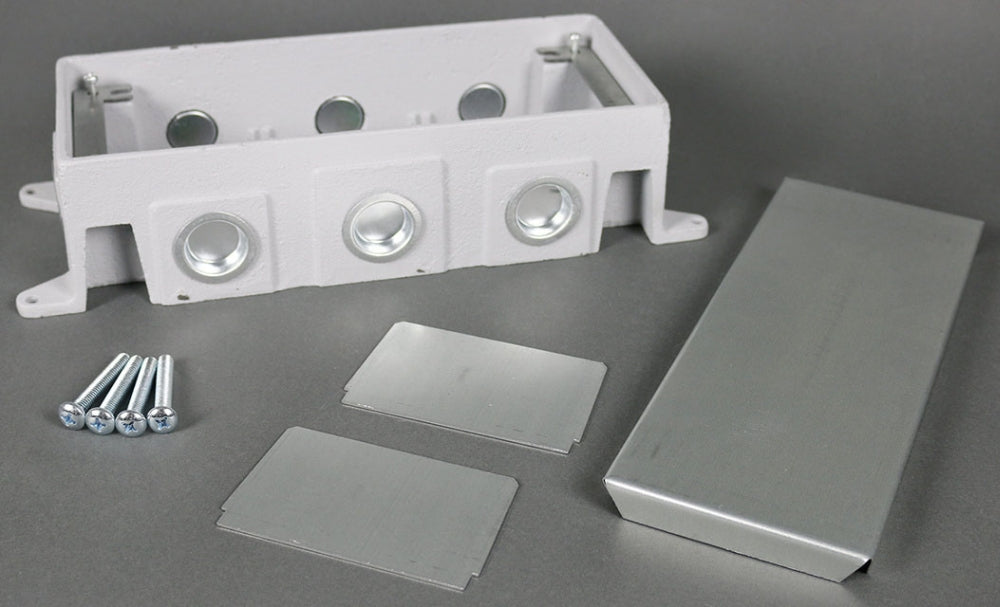 WIREMOLD Wiremold 880CS3-1 3-gang Cast Iron Floor Box