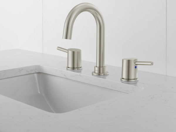 PEERLESS FAUCET Peerless Faucet P3547LF-BN Precept Two-Handle Widespread Bath Faucet (Fits 3-hole 6-16 in)