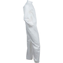 KIMBERLY-CLARK Kimberly-Clark 44314 KleenGuard A40 Coverall (XL/25 per Case)