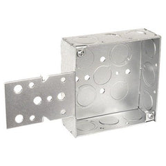 SOUTHWIRE Southwire 52151-B Garvin 4 Square Junction Box 1-1/2 Inch Deep With Horizontal Wood Spike Bracket (1-1/2 in)